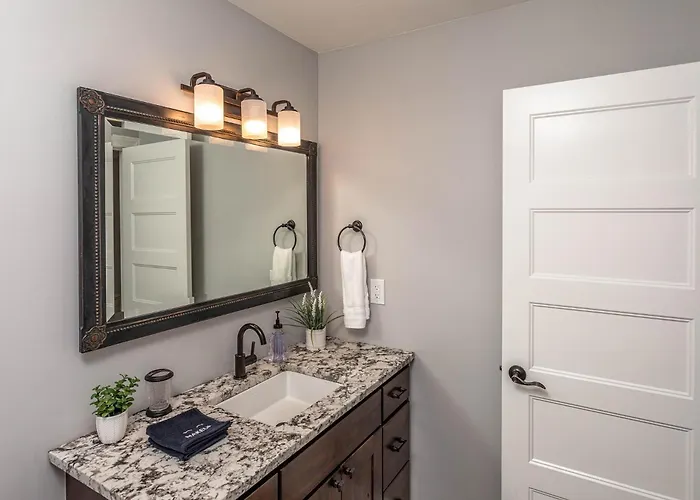 Havasu Viejo - Pool, Spa, Game Room, Fire Pit Apartment *
