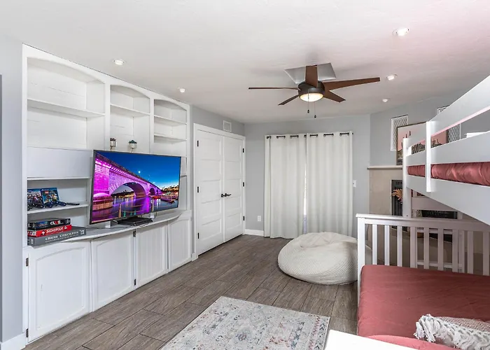 Havasu Viejo - Pool, Spa, Game Room, Fire Pit Apartment *